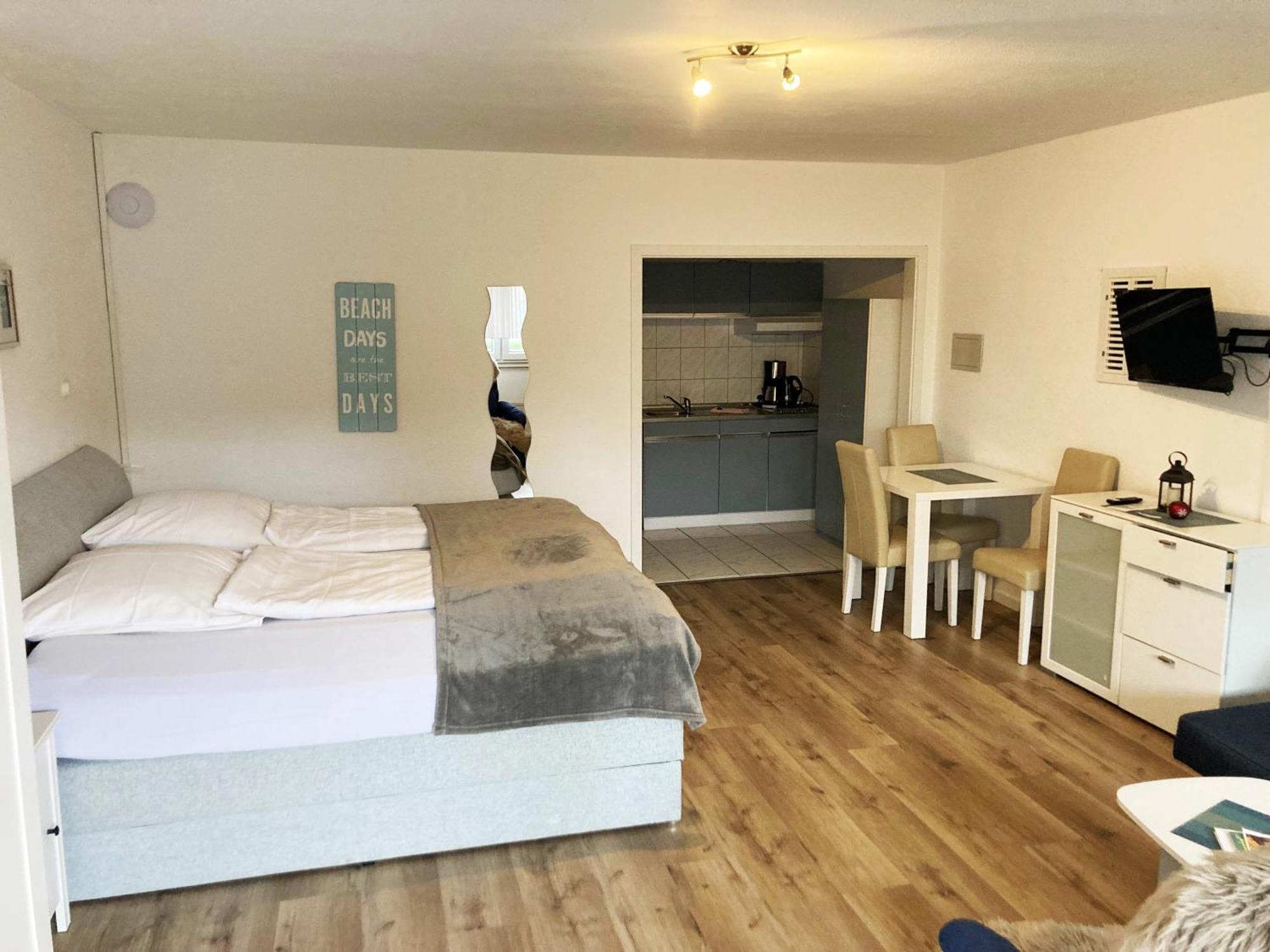 Familien- Und Aparthotel Strandhof Tossens Luaran gambar